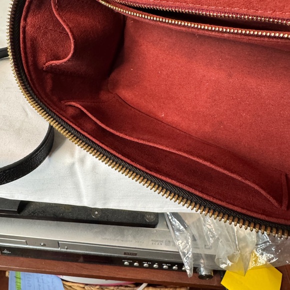 Louis Vuitton Empreinte Monogram Giant Vanity PM Black and Beige - Picture 11 of 13